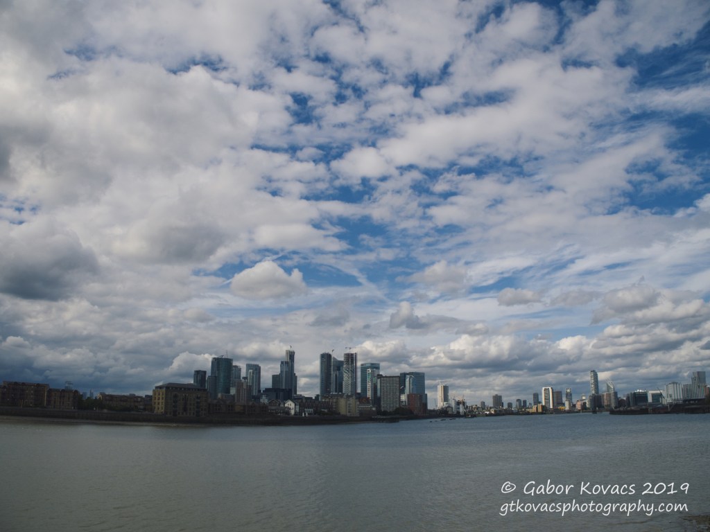 looking at Canary&nbsp;Wharf