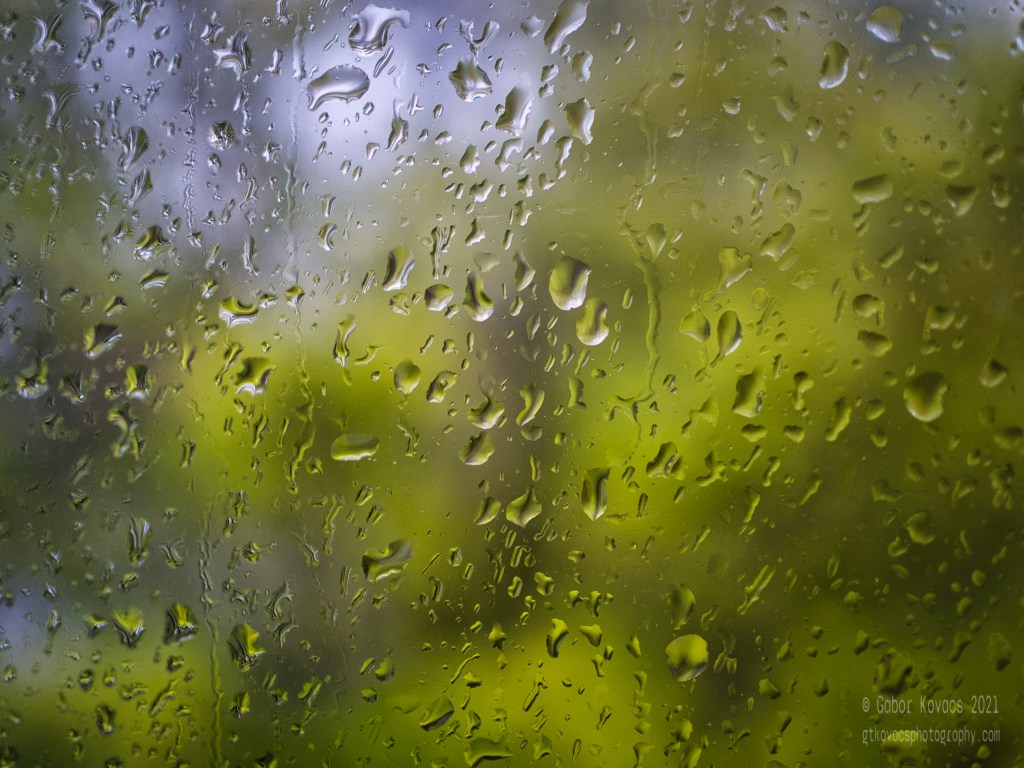 rain on the&nbsp;window