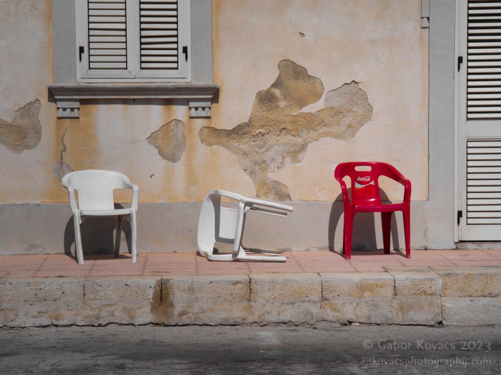 Chairs, Punta Secca