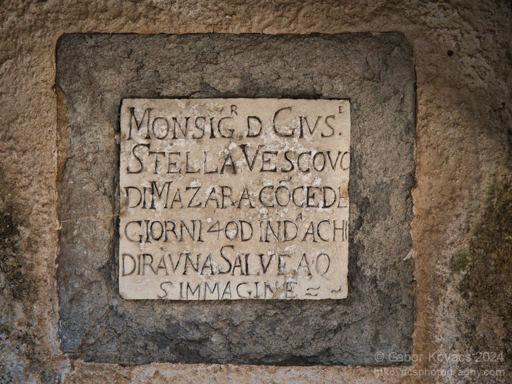 wall plaques, Erice