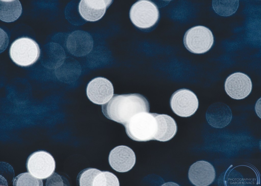 playing with light on&nbsp;water