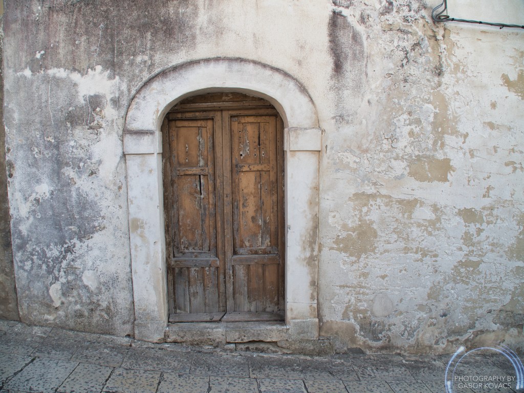 doors, Ragusa
