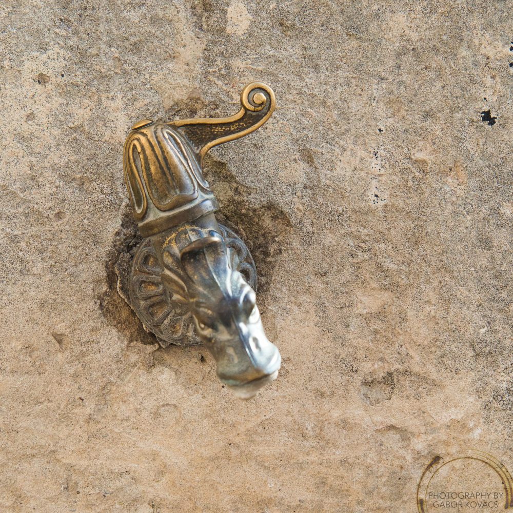 Door and wall features,&nbsp;Sicily