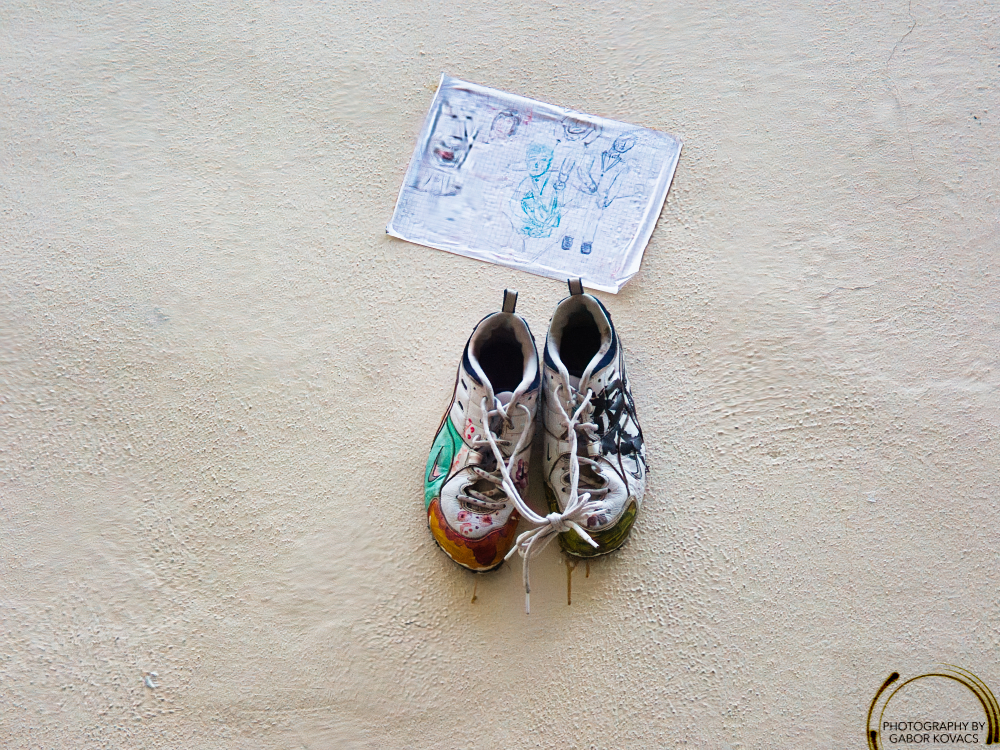 Shoes on walls,&nbsp;Montpellier